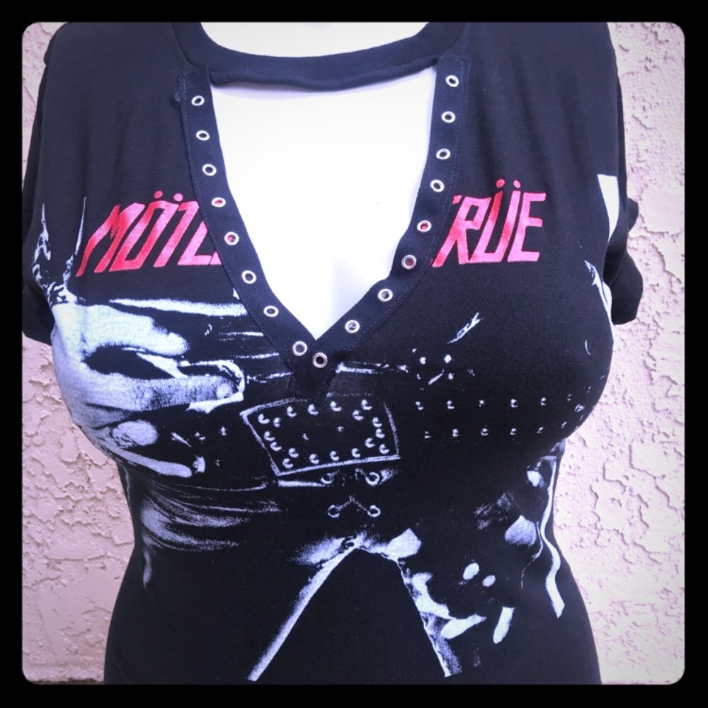 Motley Crue Top